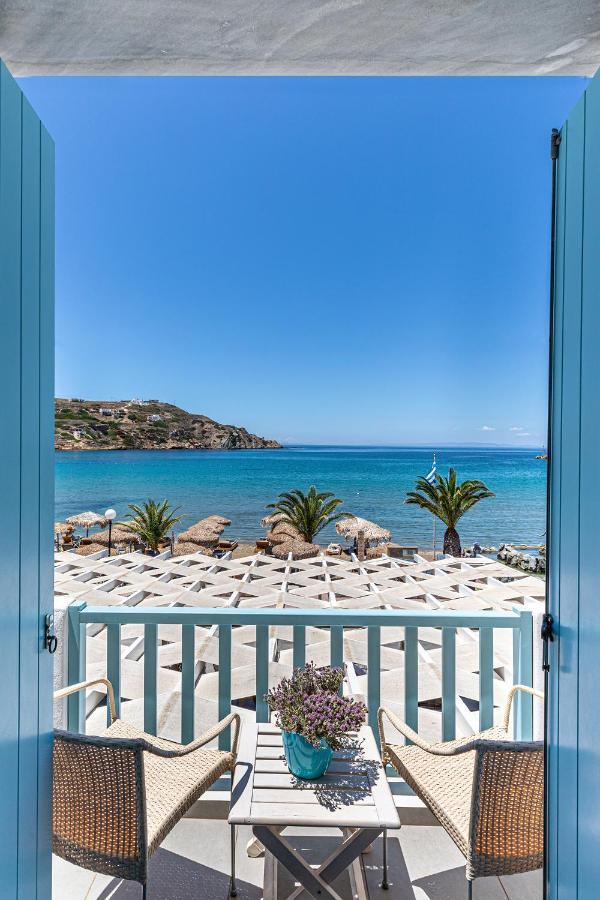 Blue Harmony Hotel Kini Екстериор снимка