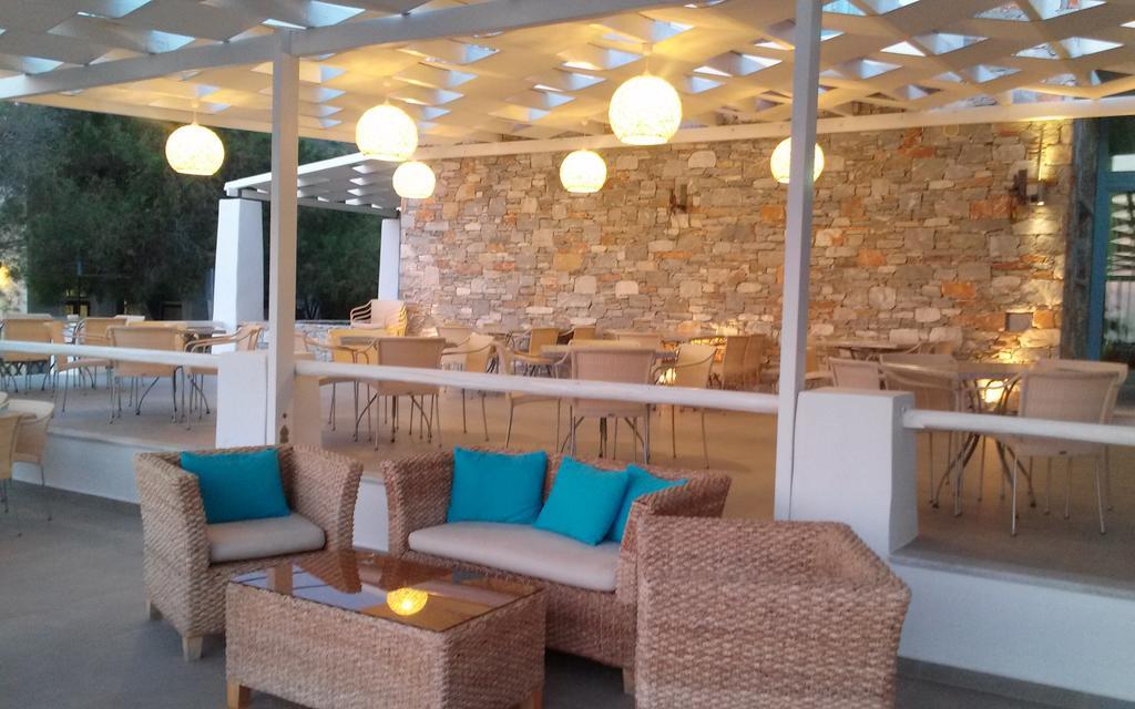 Blue Harmony Hotel Kini Екстериор снимка