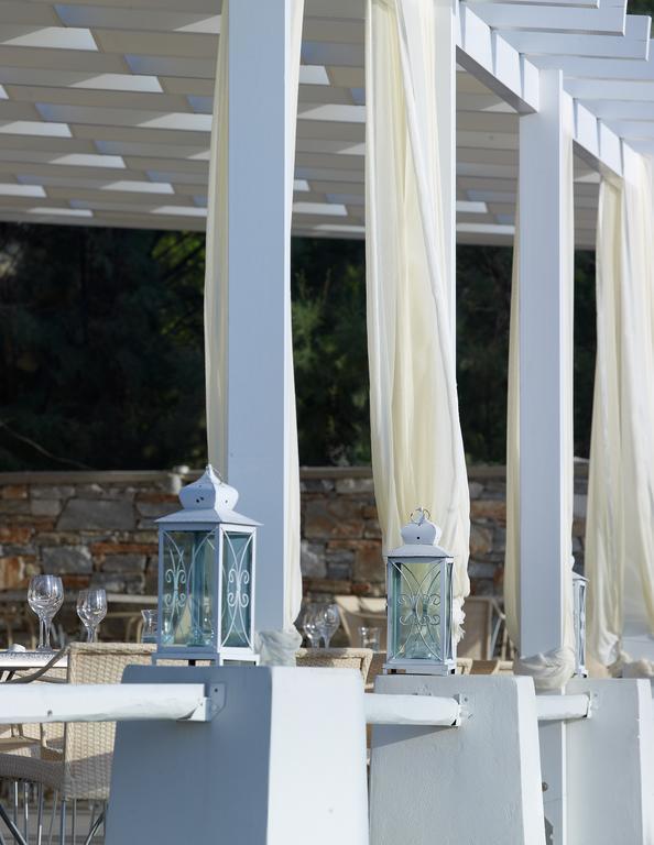 Blue Harmony Hotel Kini Екстериор снимка