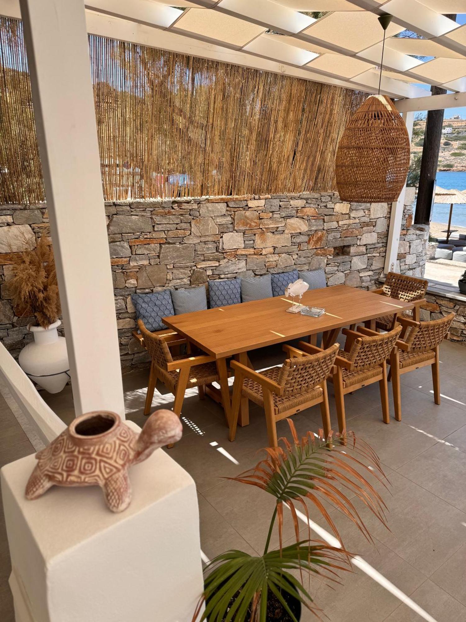 Blue Harmony Hotel Kini Екстериор снимка