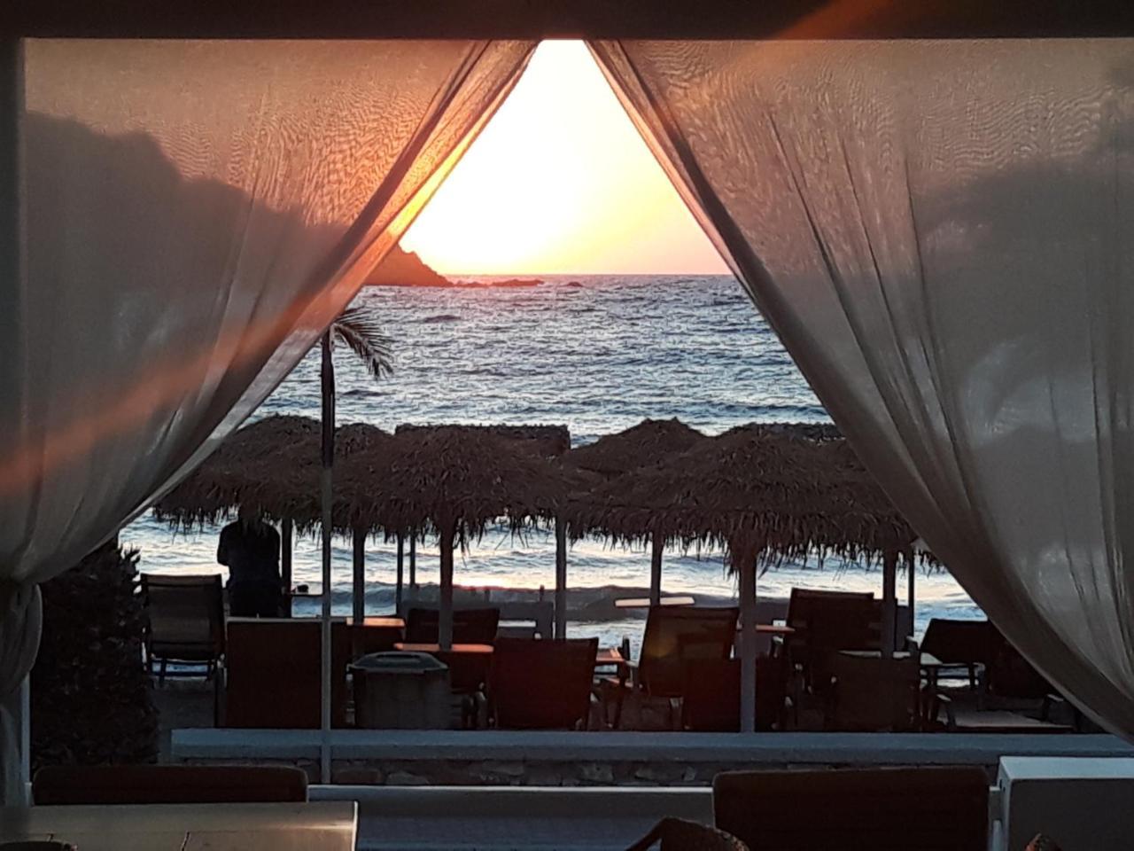 Blue Harmony Hotel Kini Екстериор снимка