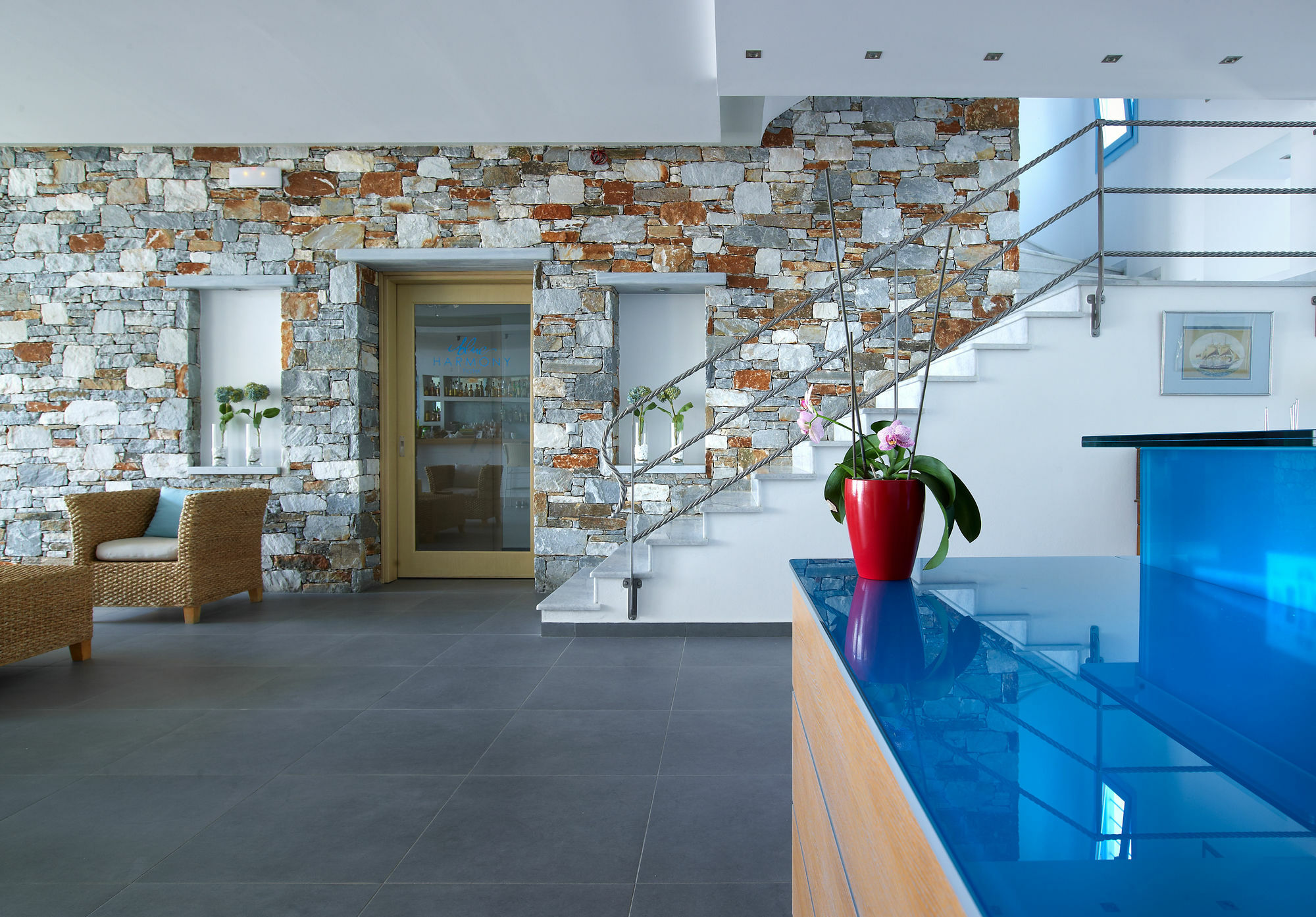 Blue Harmony Hotel Kini Екстериор снимка