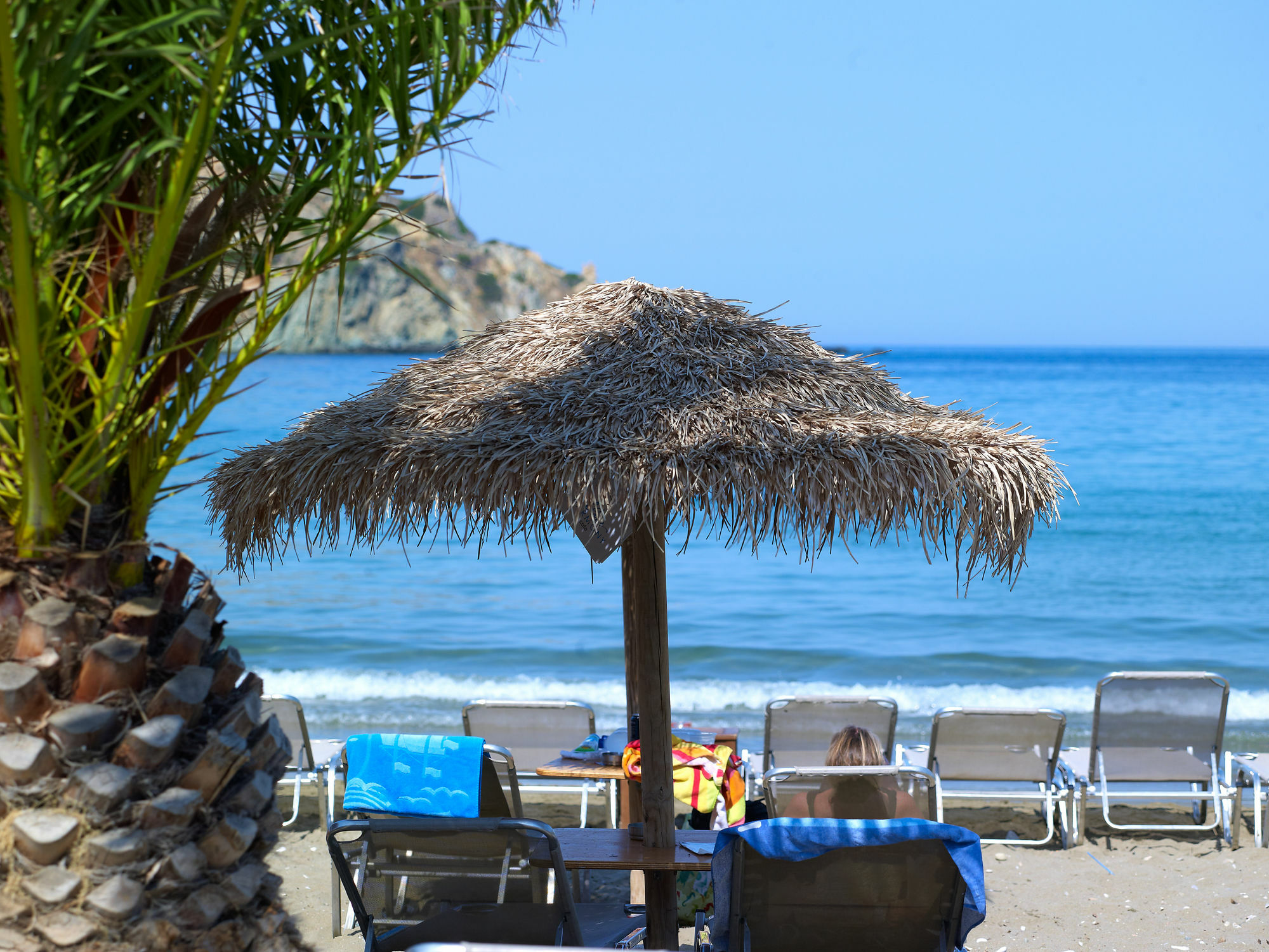 Blue Harmony Hotel Kini Екстериор снимка